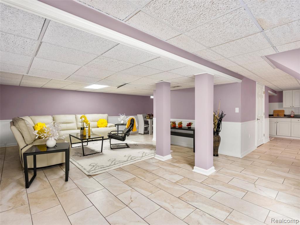 43043 W Kirkwood Drive, Clinton Twp, MI 48038 — Photo 19