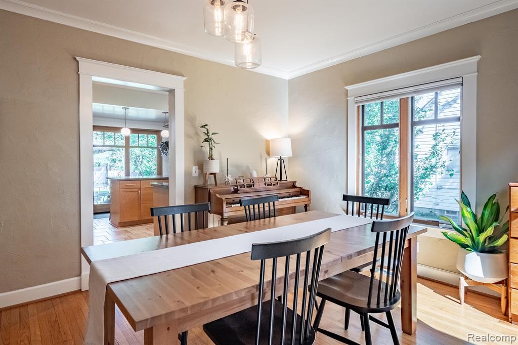 1335 KENSINGTON Drive, Ann Arbor, MI 48104 — Photo 6