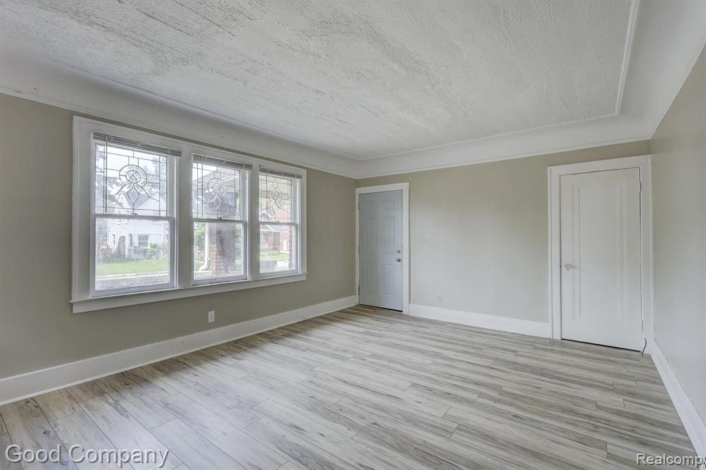 14510 Asbury Park, Detroit, MI 48227 — Photo 6