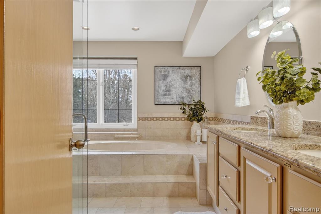 13660 Eaton Drive, Plymouth, MI 48170 — Photo 30