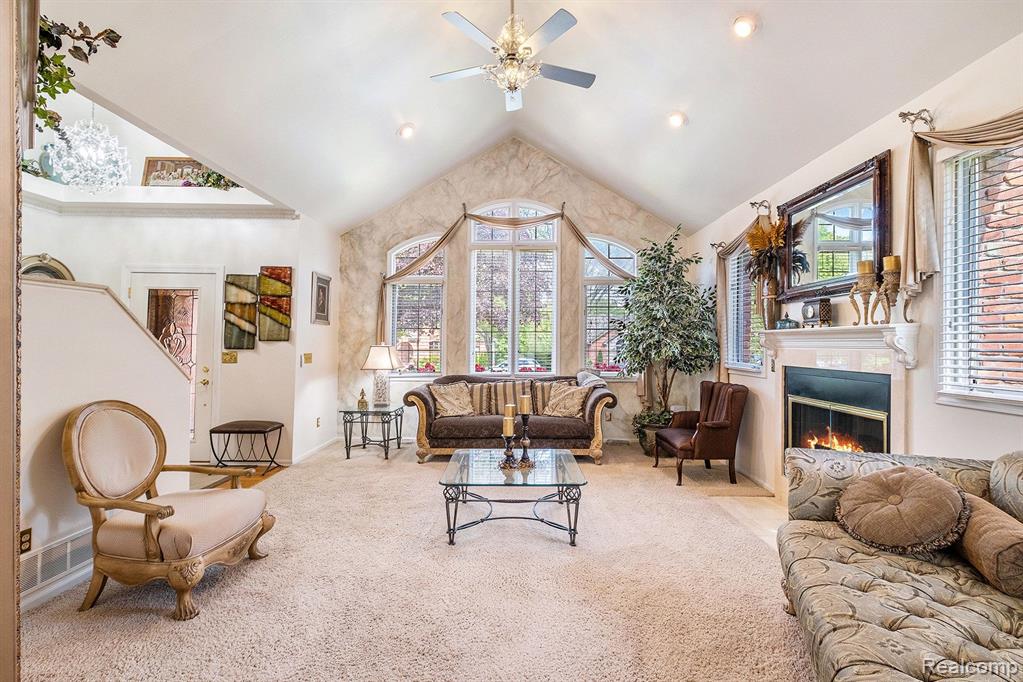 16480 DUSKLIGHT Drive, Fenton, MI 48430 — Photo 7