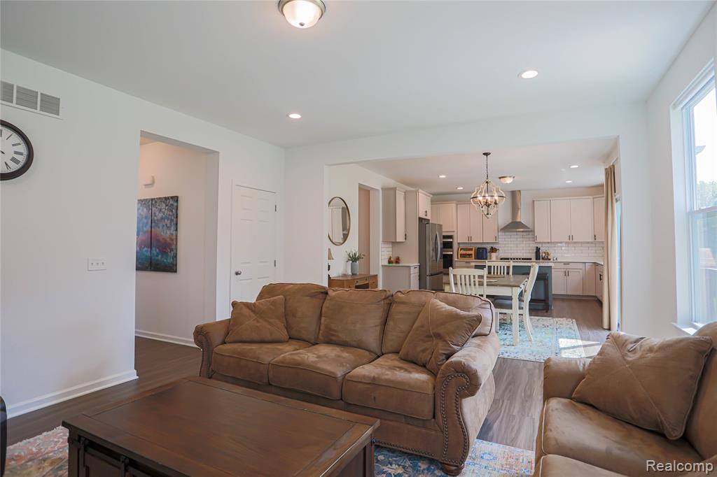 20776 Wexford Drive, Macomb, MI 48044 — Photo 30