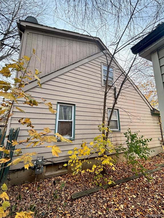 16560 Fenton Street - Photo 2
