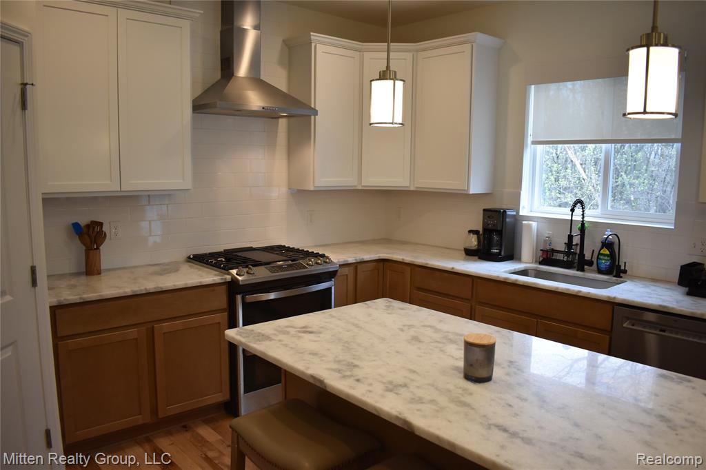 16255 Catalpa Ridge Drive, Holly, MI 48442 — Photo 7