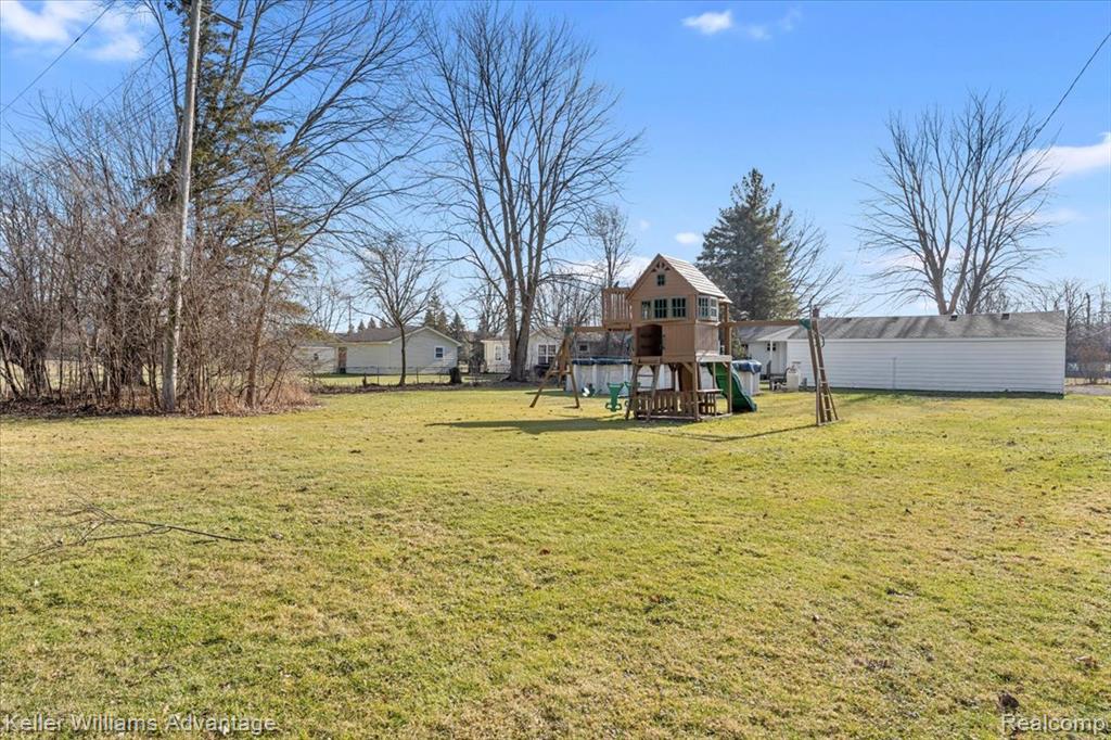 30456 West, New Boston, MI 48164 — Photo 25