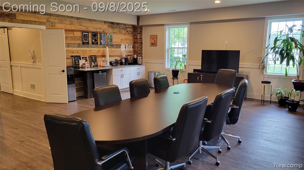 39475 Ann Arbor Road E, Plymouth, MI 48170 — Photo 21