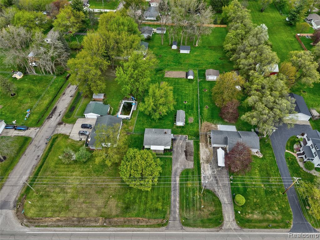 6087 E Hill Road, Grand Blanc, MI 48439 — Photo 11
