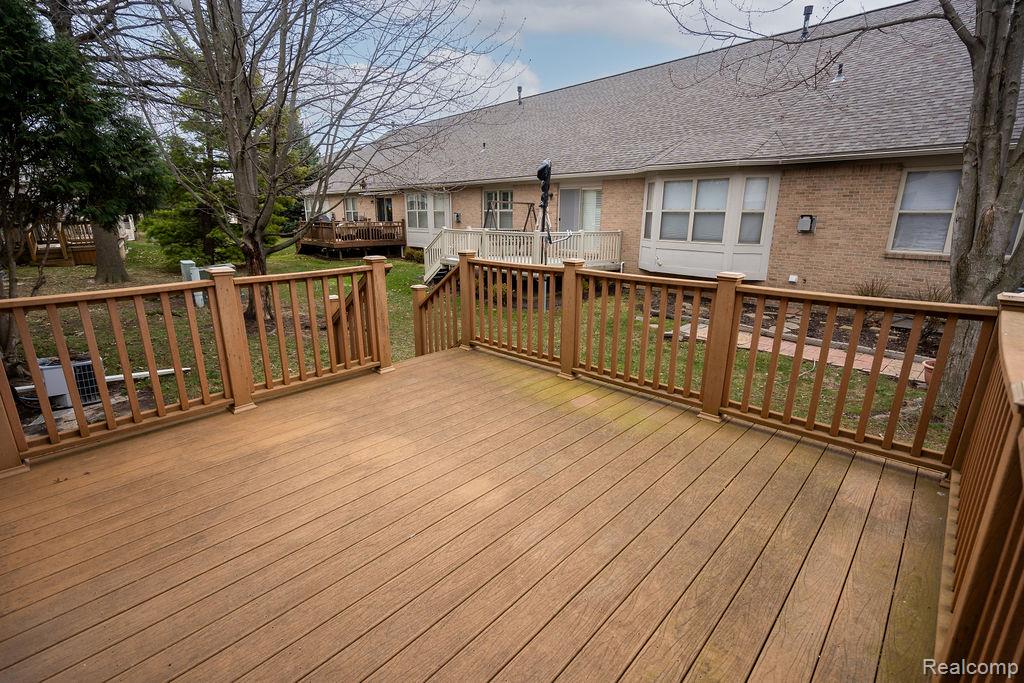 23869 McCort Drive, Flat Rock, MI 48134 — Photo 63