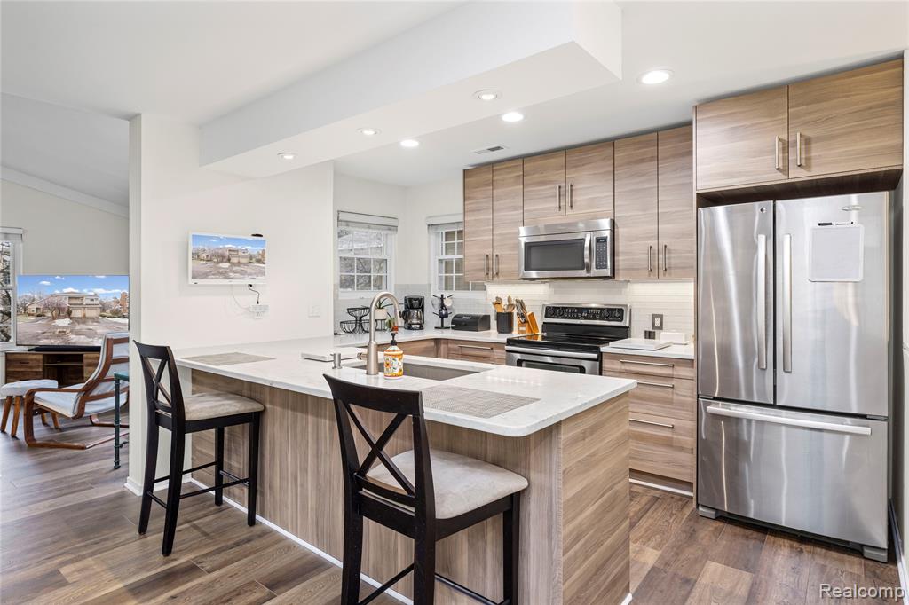 6610 Fieldstone Court, West Bloomfield, MI — Photo 4