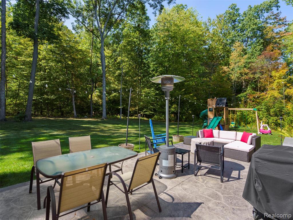 5559 Radiant Avenue, Howell, MI 48855 — Photo 30