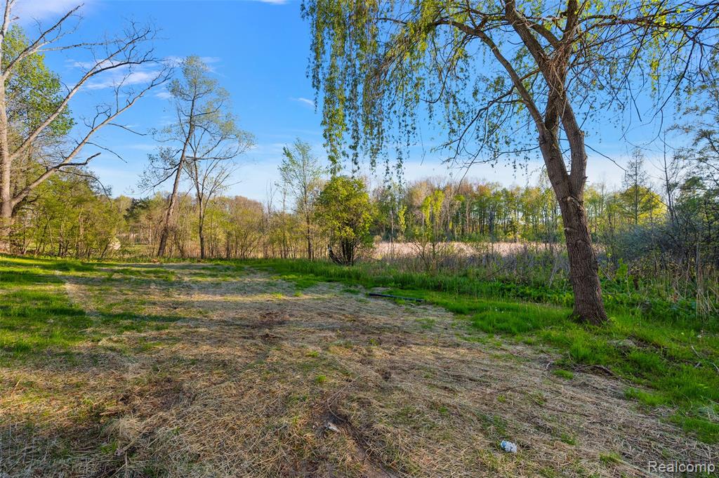 1585 Houghton Trail, Ortonville, MI 48462 — Photo 10