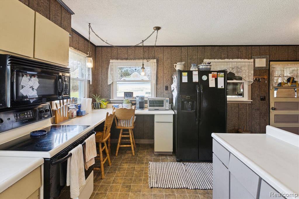 8023 Bray Road, Vassar, MI 48768 — Photo 12