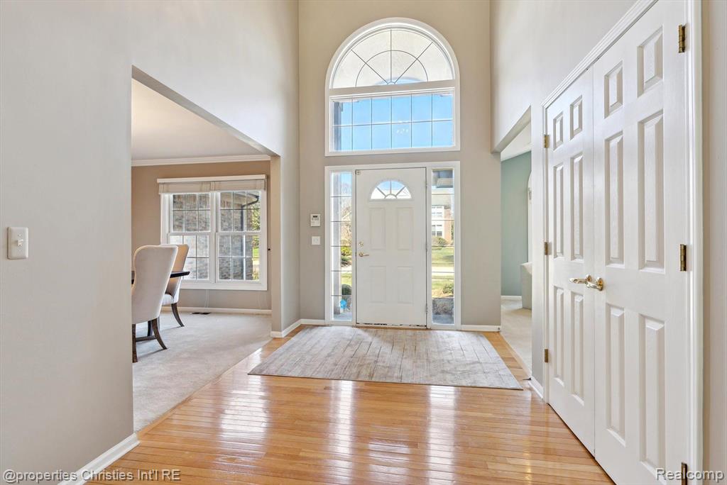 40611 PAISLEY Circle, Novi, MI 48377 — Photo 5