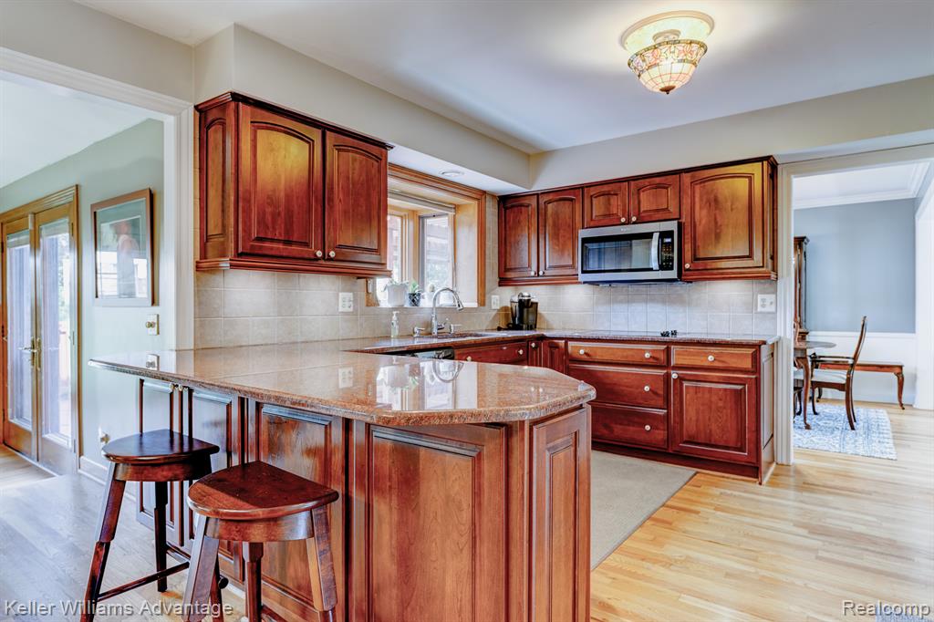41451 Waterfall Road, Northville, MI 48168 — Photo 13