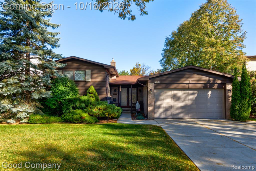4951 Surrey Drive, Sterling Heights, MI 48310