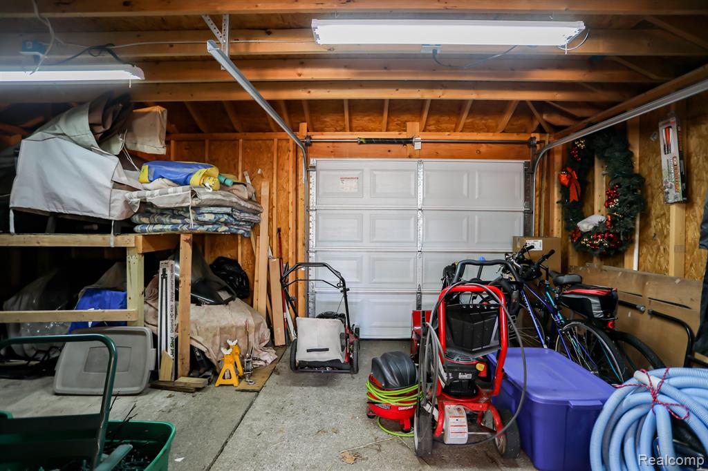 6832 Engleman, Center Line, MI 48015 — Photo 35