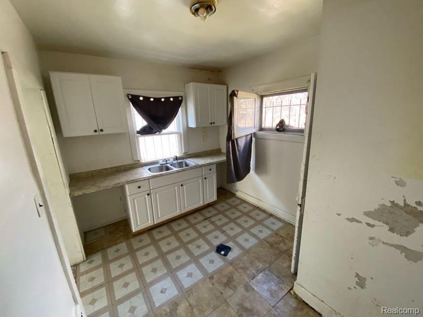 1952 Louise Street, Highland Park, MI 48203 — Photo 11