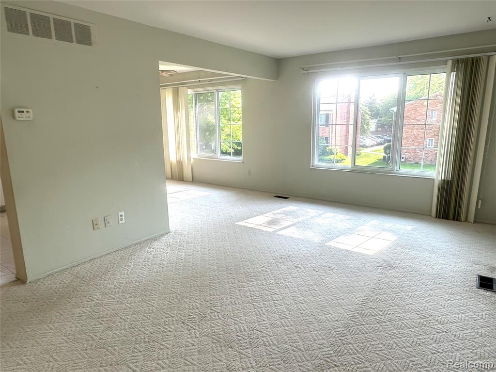29330 Hoover Road, 330, Warren, MI 48093 — Photo 6