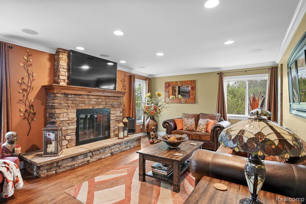 92 MICHIGAN Avenue, Marysville, MI 48040 — Photo 8