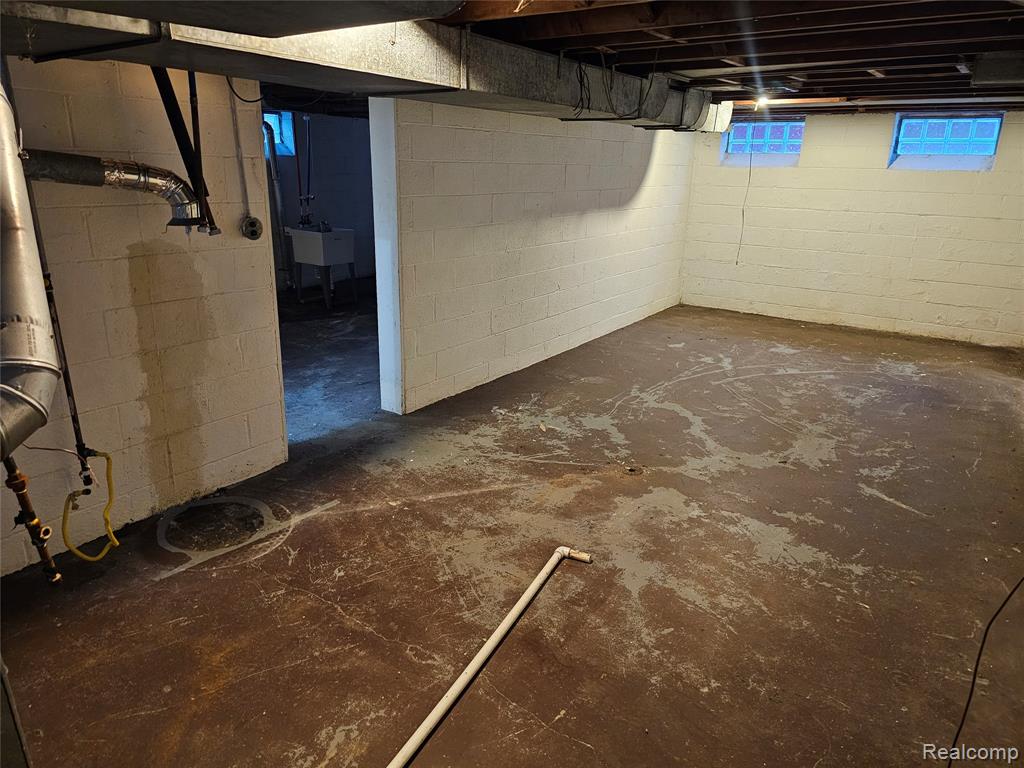 5915 LODEWYCK Street, Detroit, MI 48224 — Photo 31