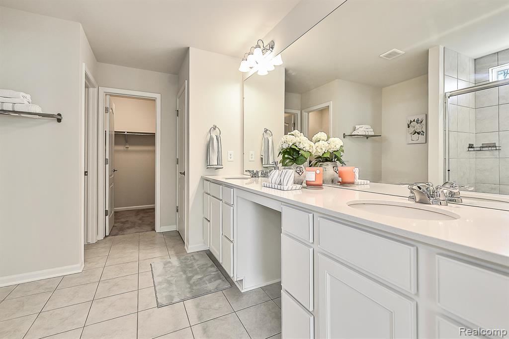 2839 Dillon Drive, Ann Arbor, MI 48105 — Photo 28