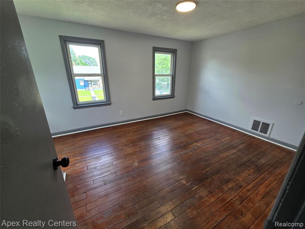 7671 - 7675 Evergreen Avenue, Detroit, MI 48228 — Photo 75