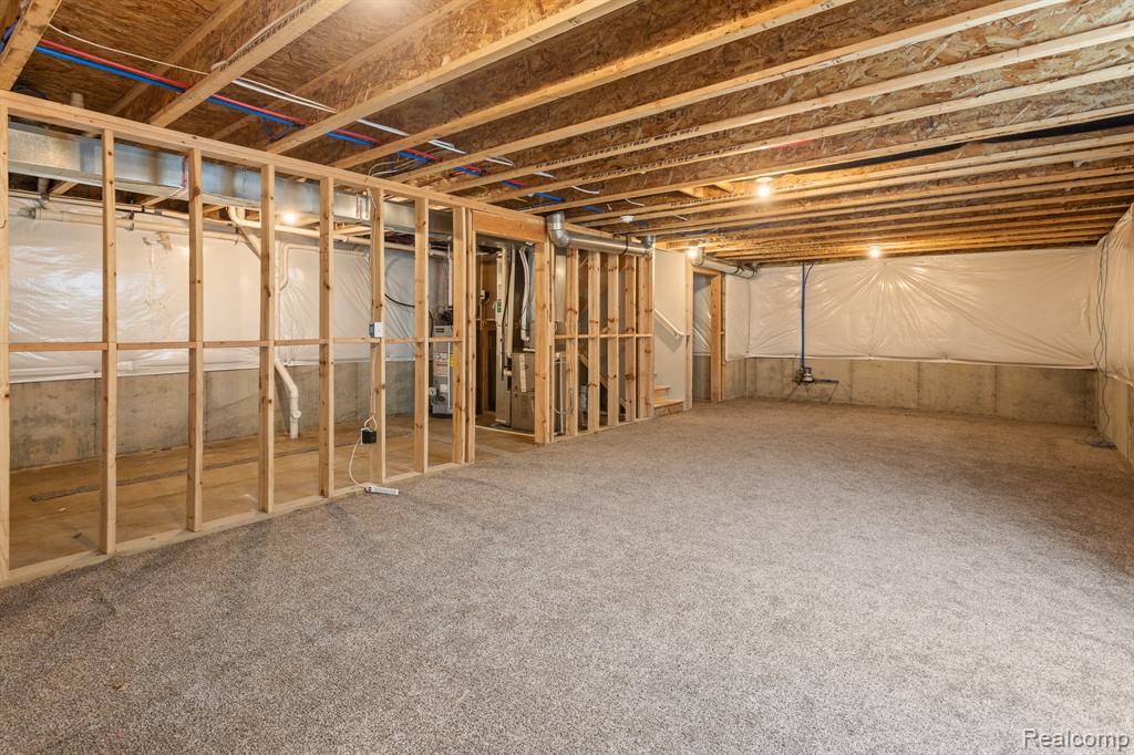 7193 PRIMROSE Lane, Grand Blanc, MI 48439 — Photo 33