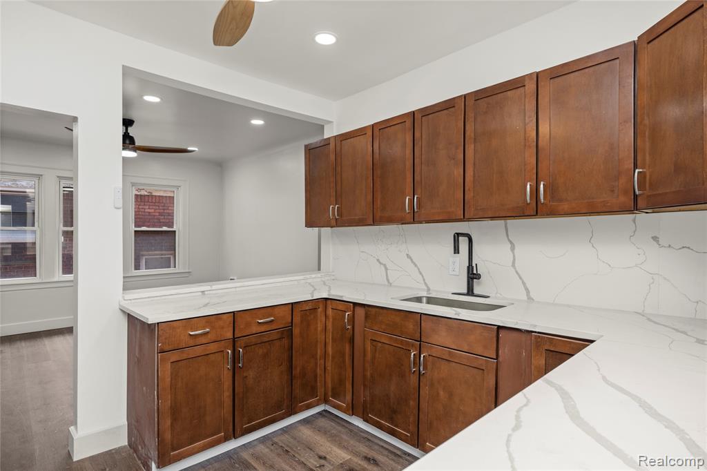 3251 Calvert Street, Detroit, MI 48206 — Photo 45