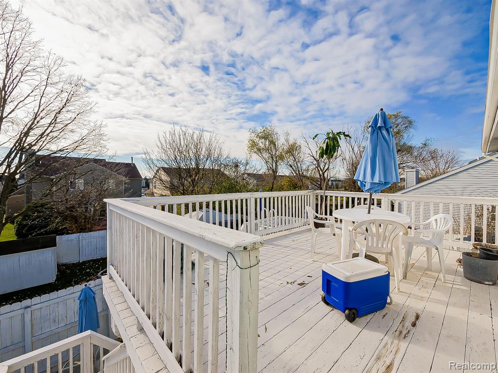 7594 Bay Tree Drive, Ypsilanti, MI 48197 — Photo 20