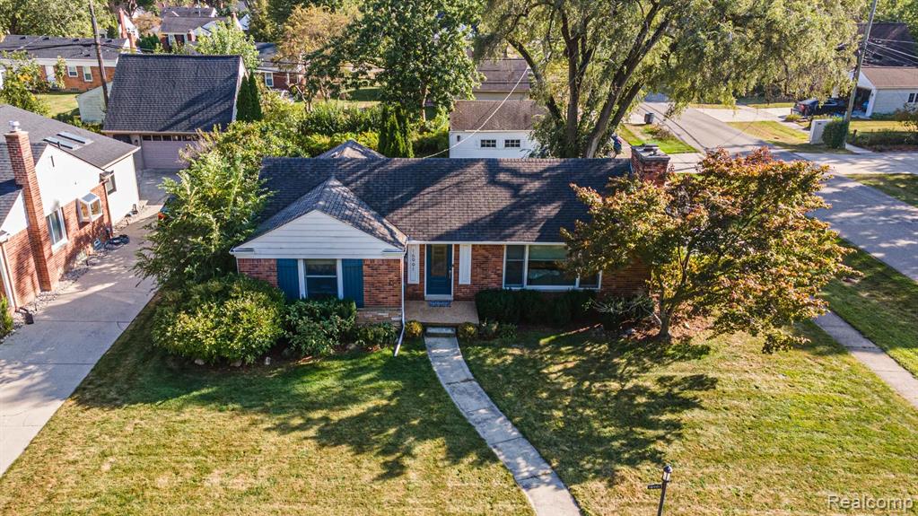 16991 Kirkshire Avenue, Beverly Hills, MI 48025 — Photo 31