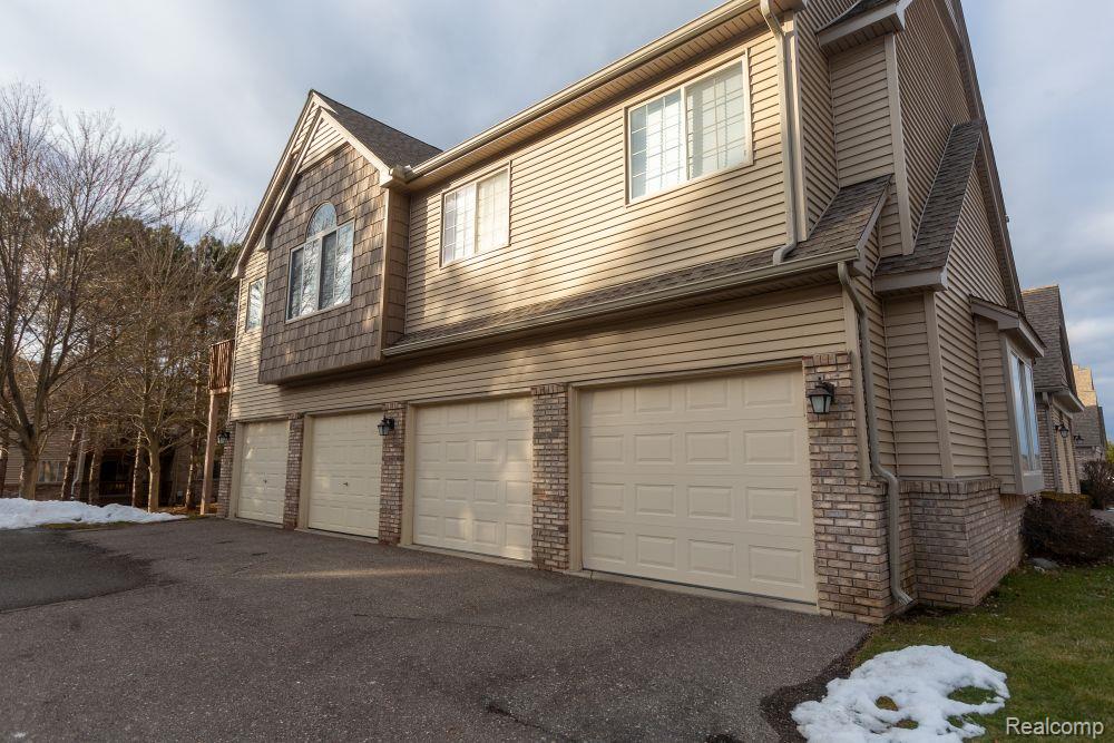 722 S Milford Road, Milford, MI 48381 — Photo 26
