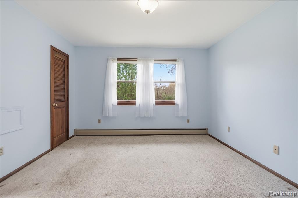 6080 W Coon Lake Road, Howell, MI 48843 — Photo 17