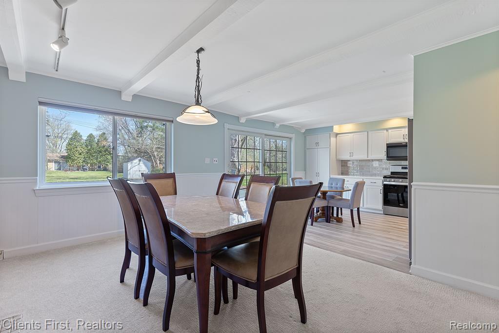 9350 BYROMAR Lane, Grosse Ile, MI 48138 — Photo 10