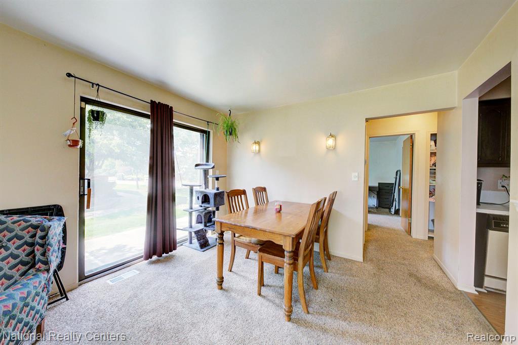 41702 BEDFORD Drive, Canton, MI 48187 — Photo 5