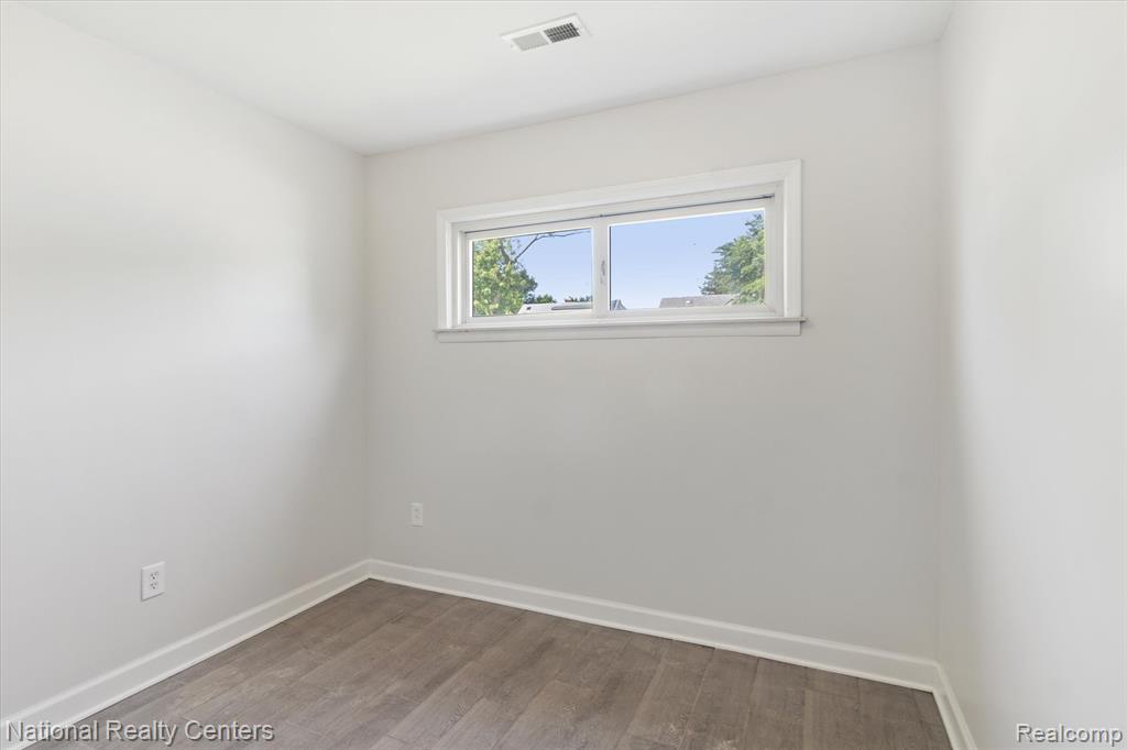 6224 Gilman Street, Garden City, MI — Photo 14