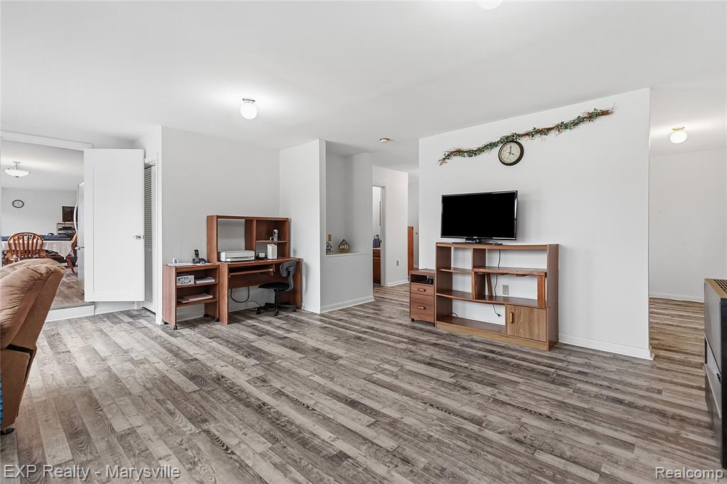 5265 Smiths Creek Road, Kimball, MI — Photo 16