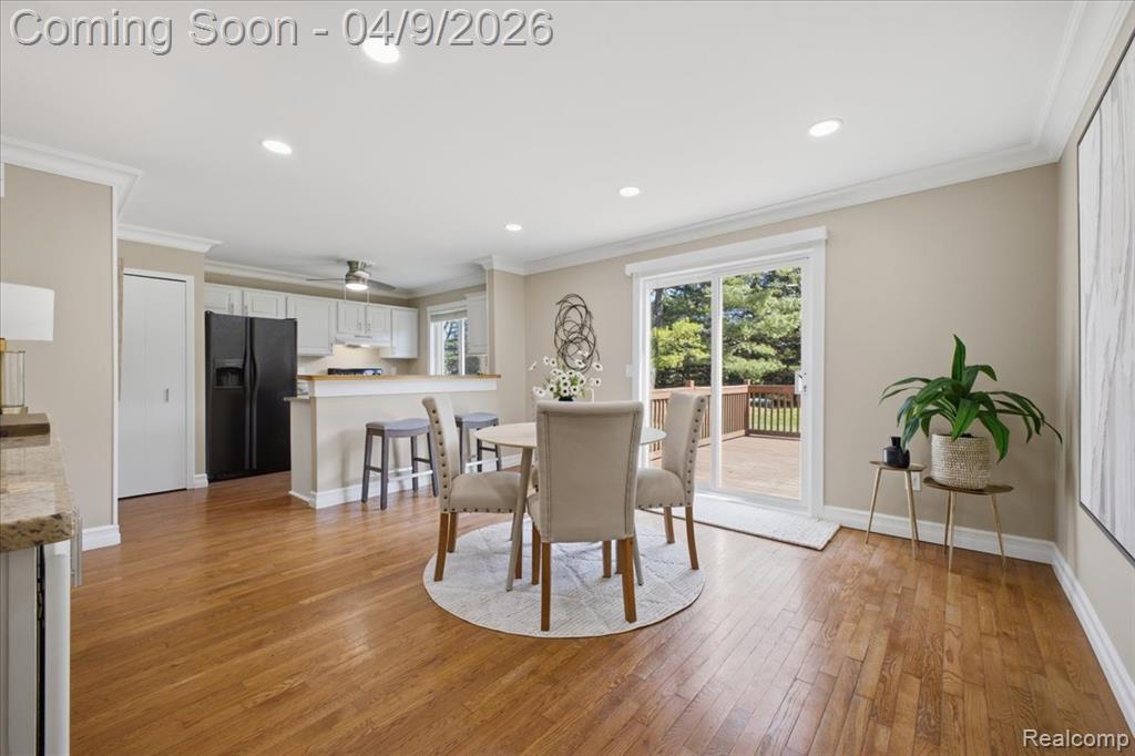 889 Hadley Road, Rochester Hills, MI 48333 — Photo 14