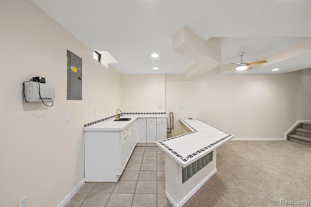 708 Oak View Ln, Milford, MI 48381 — Photo 60
