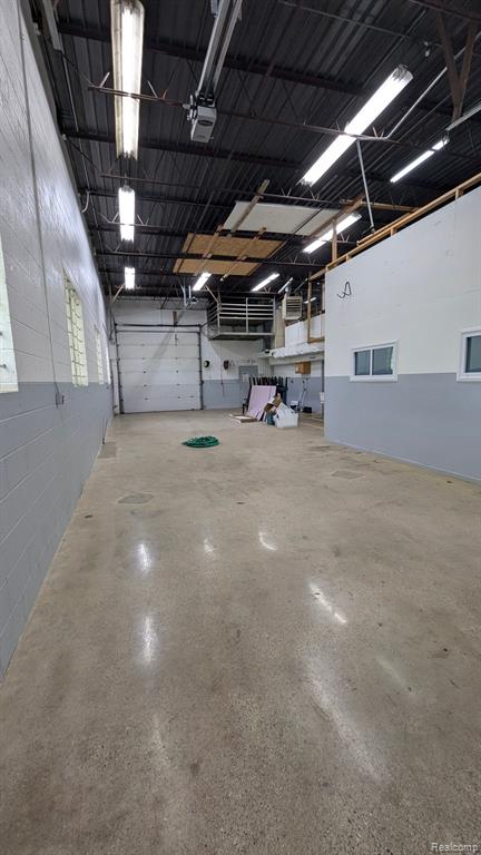 5388 S SAGINAW Road, Grand Blanc, MI 48507