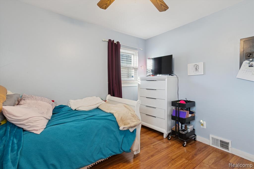 901 Cora Street, Wyandotte, MI 48192 — Photo 23