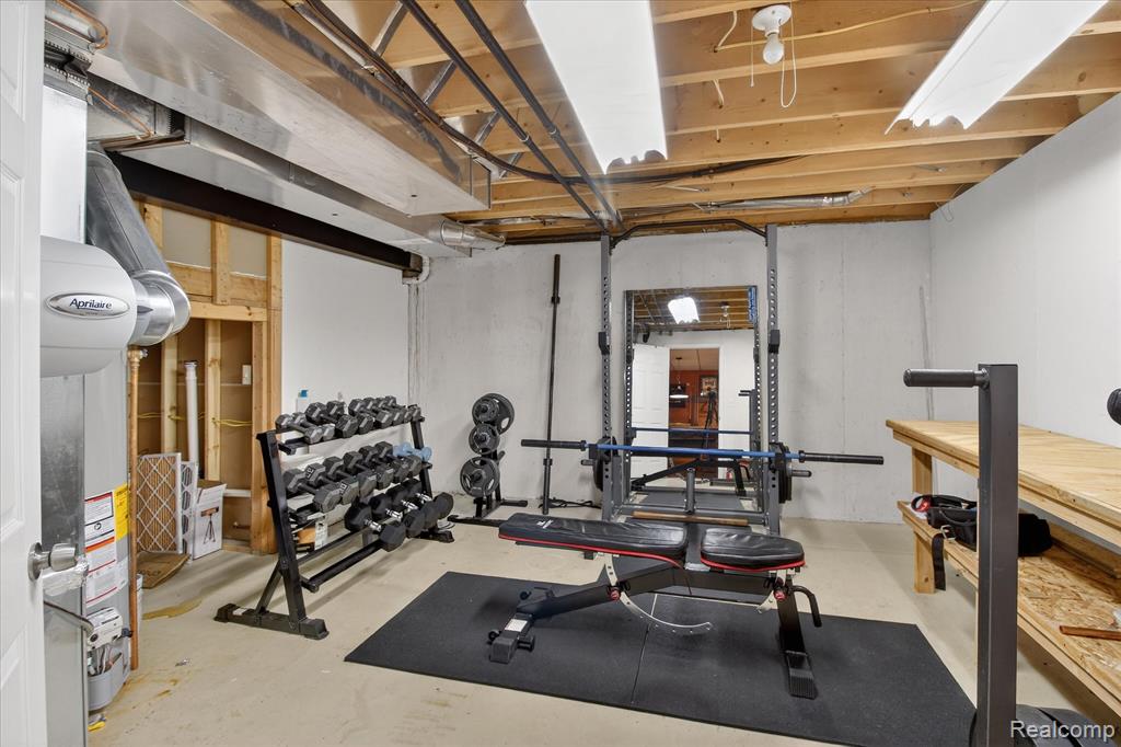 606 Shady Maple Drive, Wixom, MI 48393 — Photo 33