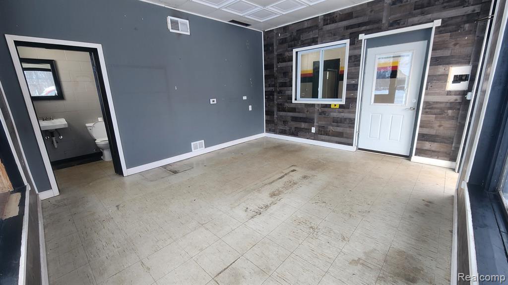 4505 CLINTONVILLE Road, Clarkston, MI — Photo 4