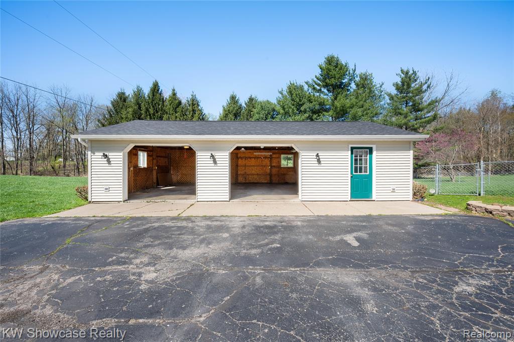7362 Colby Lake Road, Laingsburg, MI 48848 — Photo 34