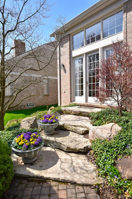 4048 CHATFIELD Lane, Troy, MI 48098 — Photo 33