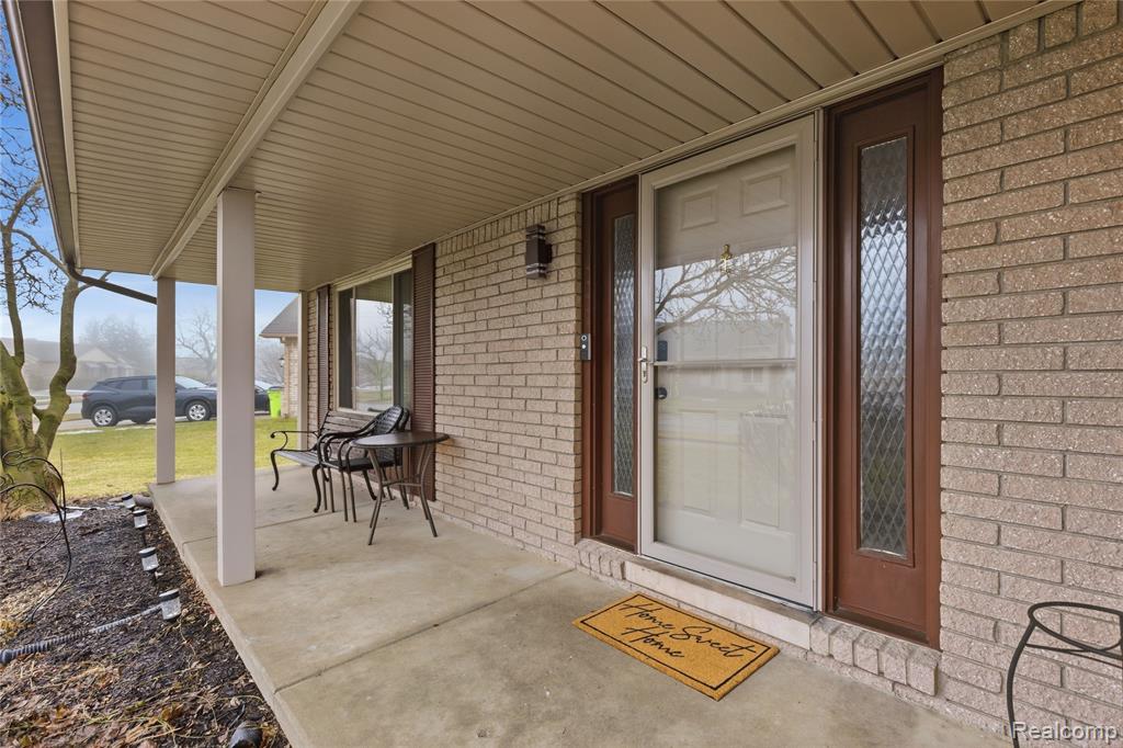 41383 Justin Drive, Clinton Twp, MI 48038 — Photo 35