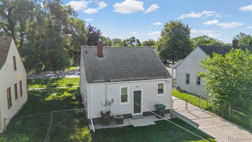 6556 Pelham Road, Taylor, MI 48180 — Photo 23