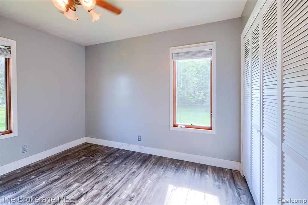 5495 E Coldwater Road, Flint, MI 48506 — Photo 28
