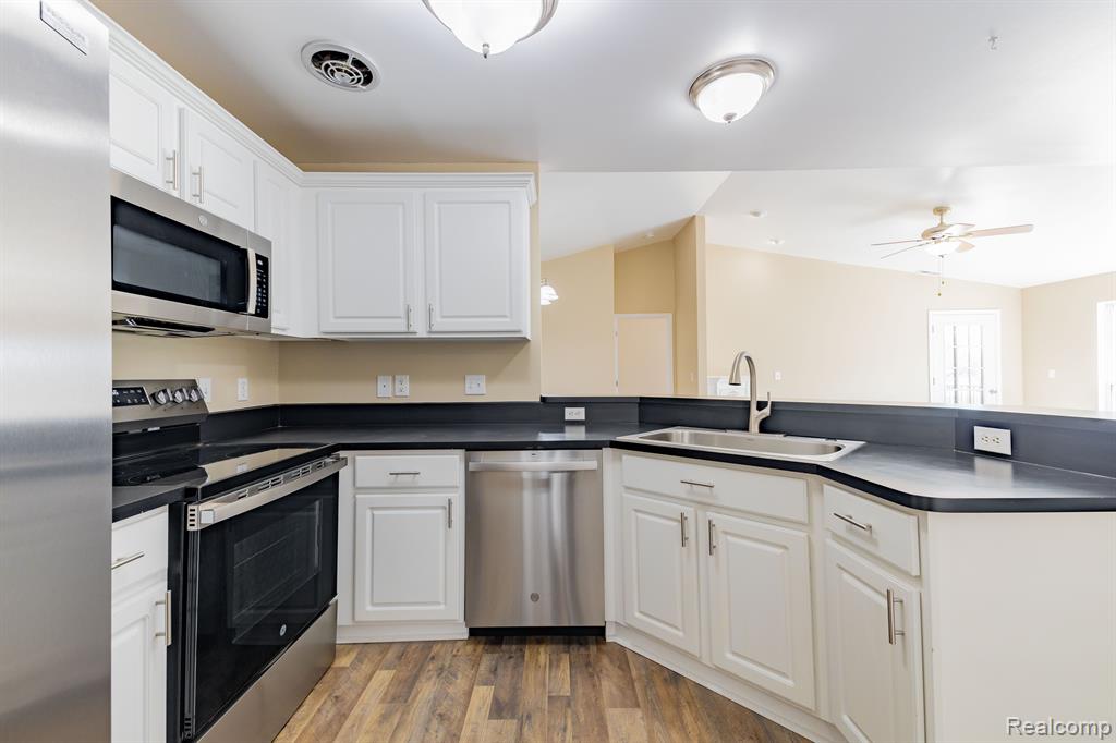 491 MULBERRY Street, Wyandotte, MI 48192 — Photo 15