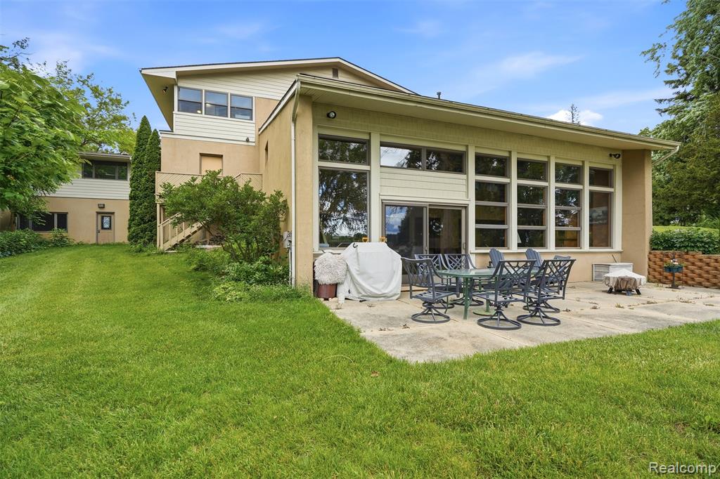 11034 Grand River Road, Brighton, MI 48116 — Photo 54