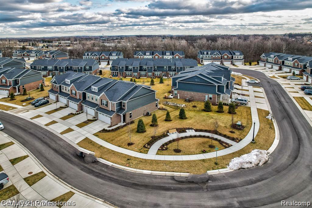 43646 Prospect Lane, Novi, MI — Photo 3